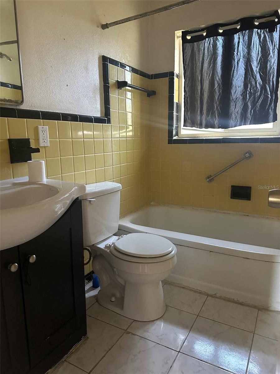 HALLS CENTRAL AVE 3 - Residential