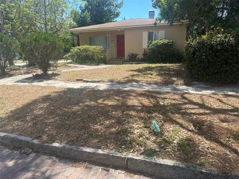Photo of 4400 3rd Avenue S, St Petersburg, FL 33711 (MLS # TB8496450)