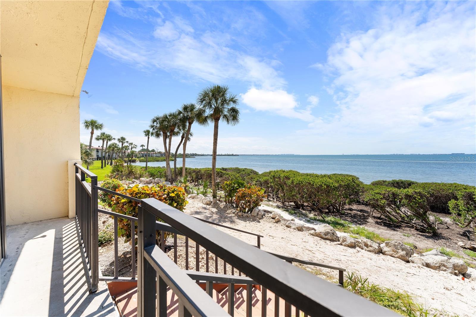6460 MOURNING DOVE DRIVE 102