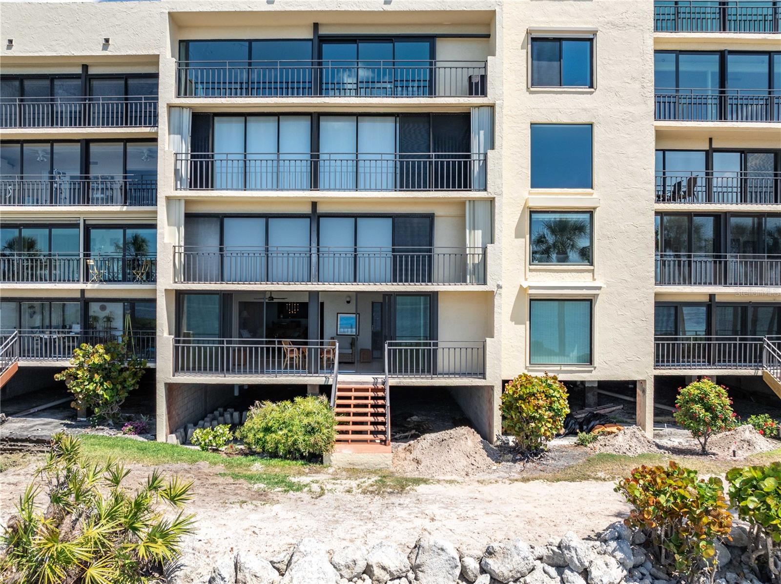 6460 MOURNING DOVE DRIVE 102
