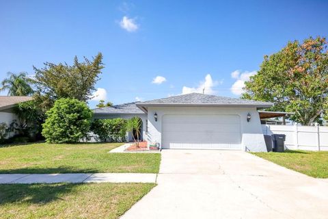 Photo of 4734 Ridge Point Drive, Tampa, FL 33624 (MLS # TB8498015)