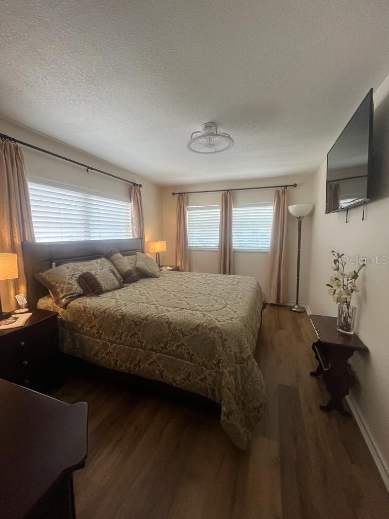 100 EL CAMINO DRIVE 208
