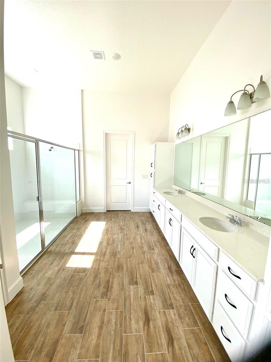 AVALON RIDGE - Residential