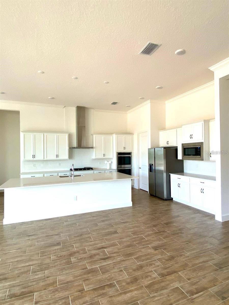 16071 BARKLY RIDGE COURT