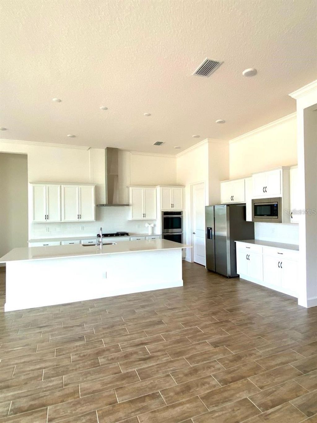 Photo of 16071 Barkly Ridge Court, Winter Garden, FL 34787 (MLS # O6390569)