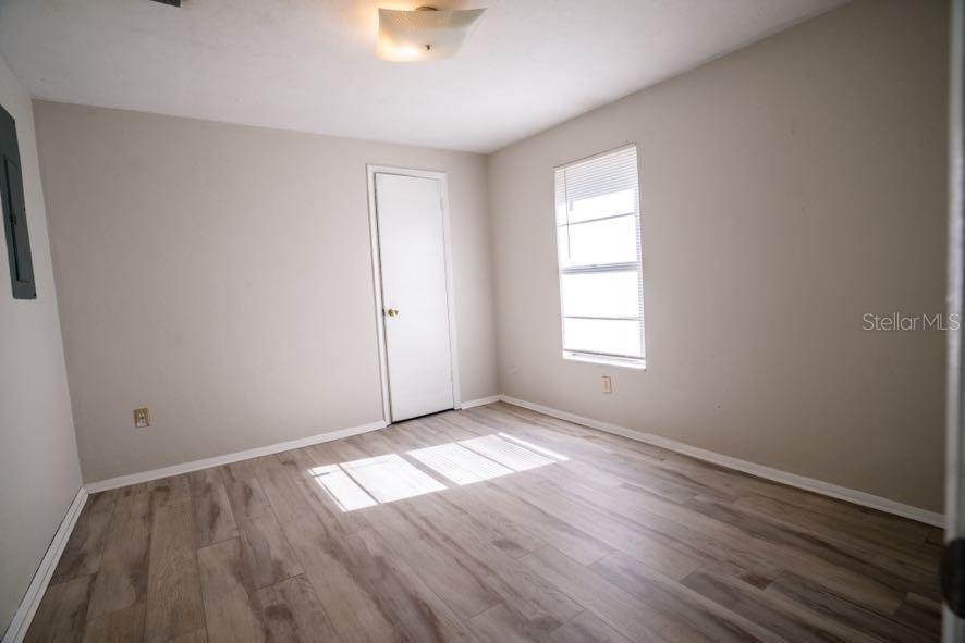 LAKEWAY GROVE-IN NEW GV - Residential