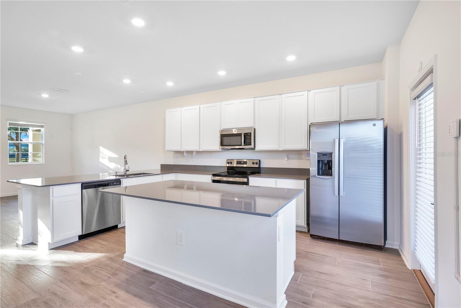 STOREY GROVE PH 4 - Residential Lease