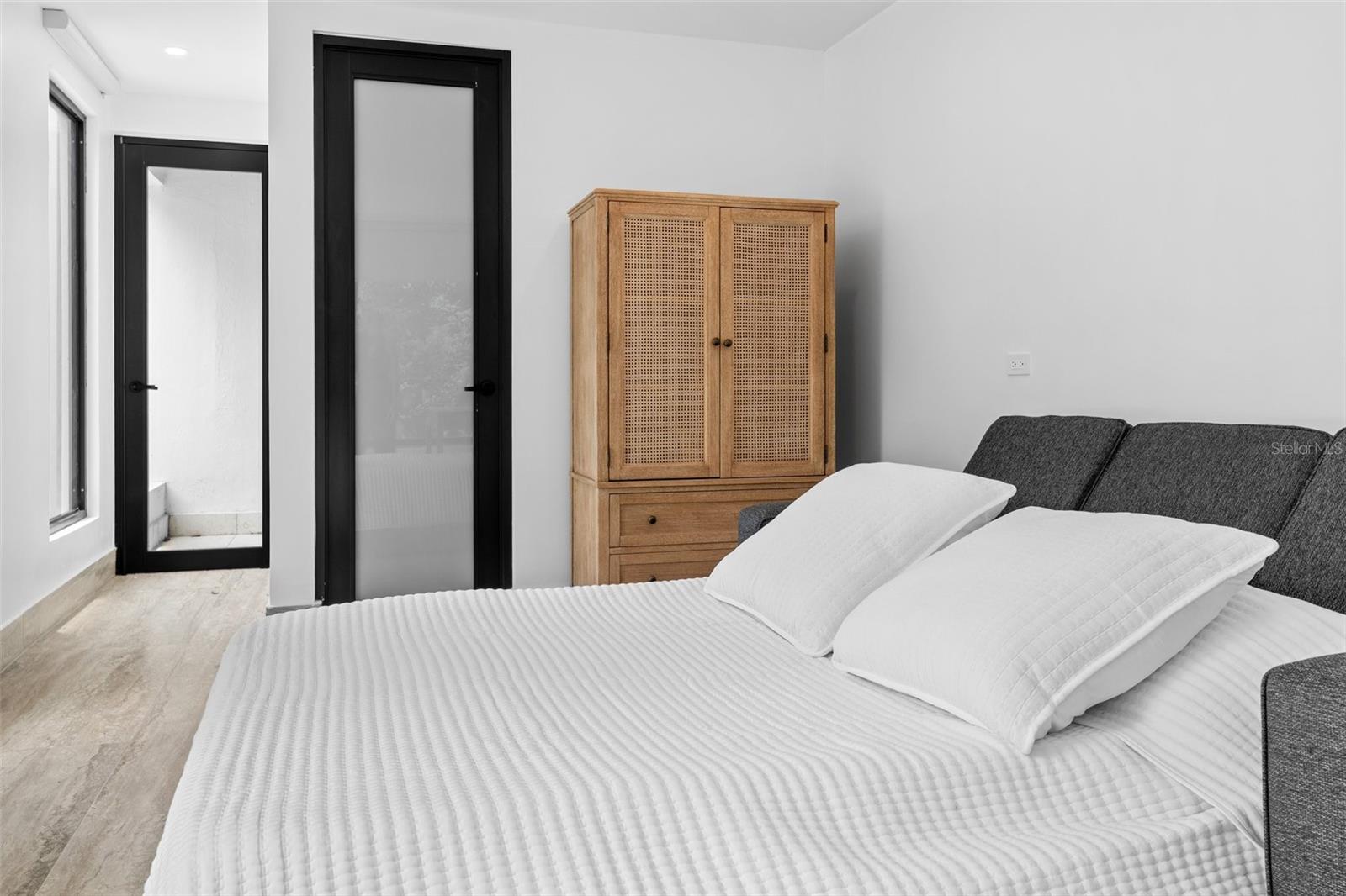 DORADO BEACH EAST - Residential