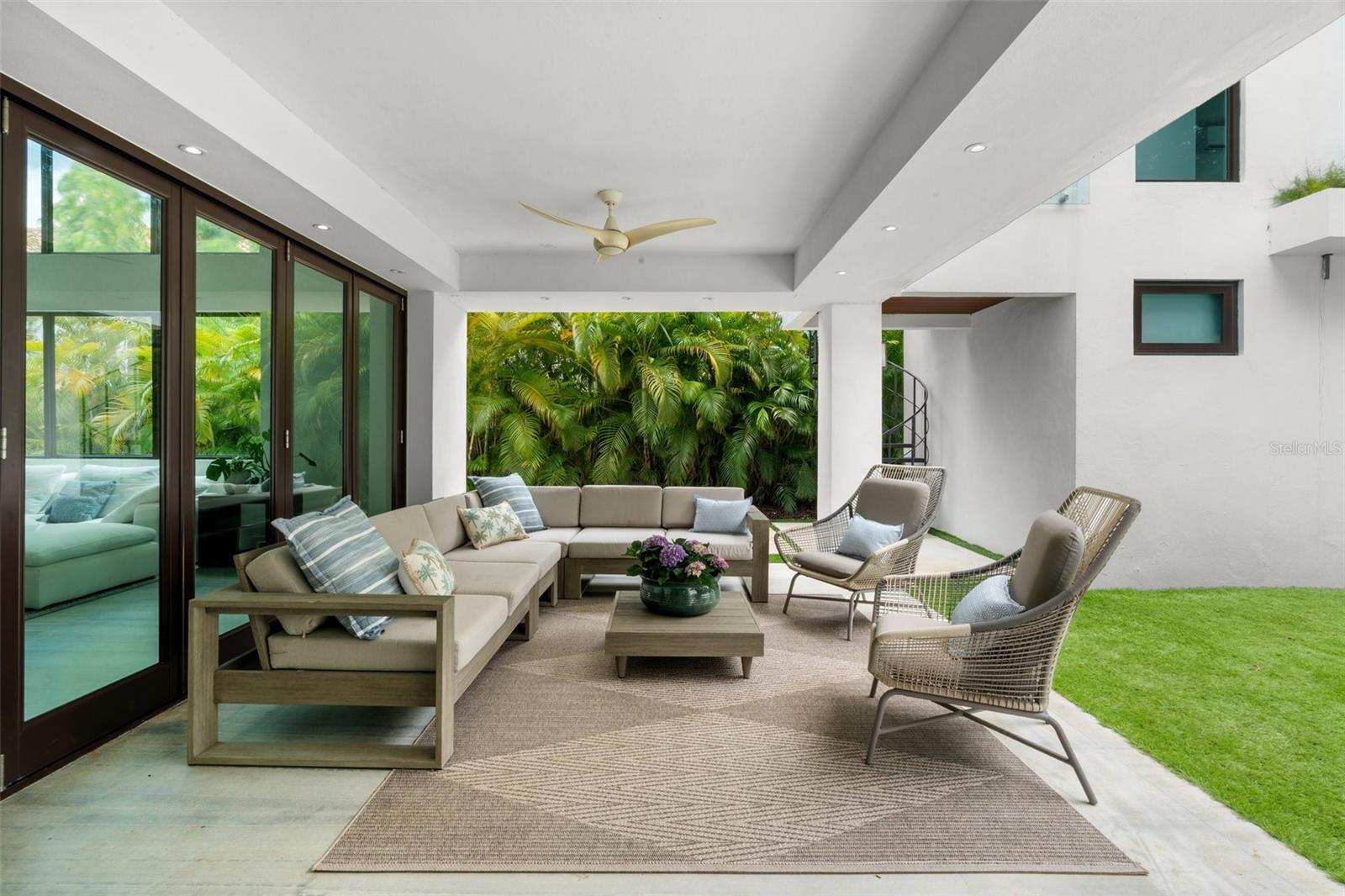 DORADO BEACH EAST - Residential