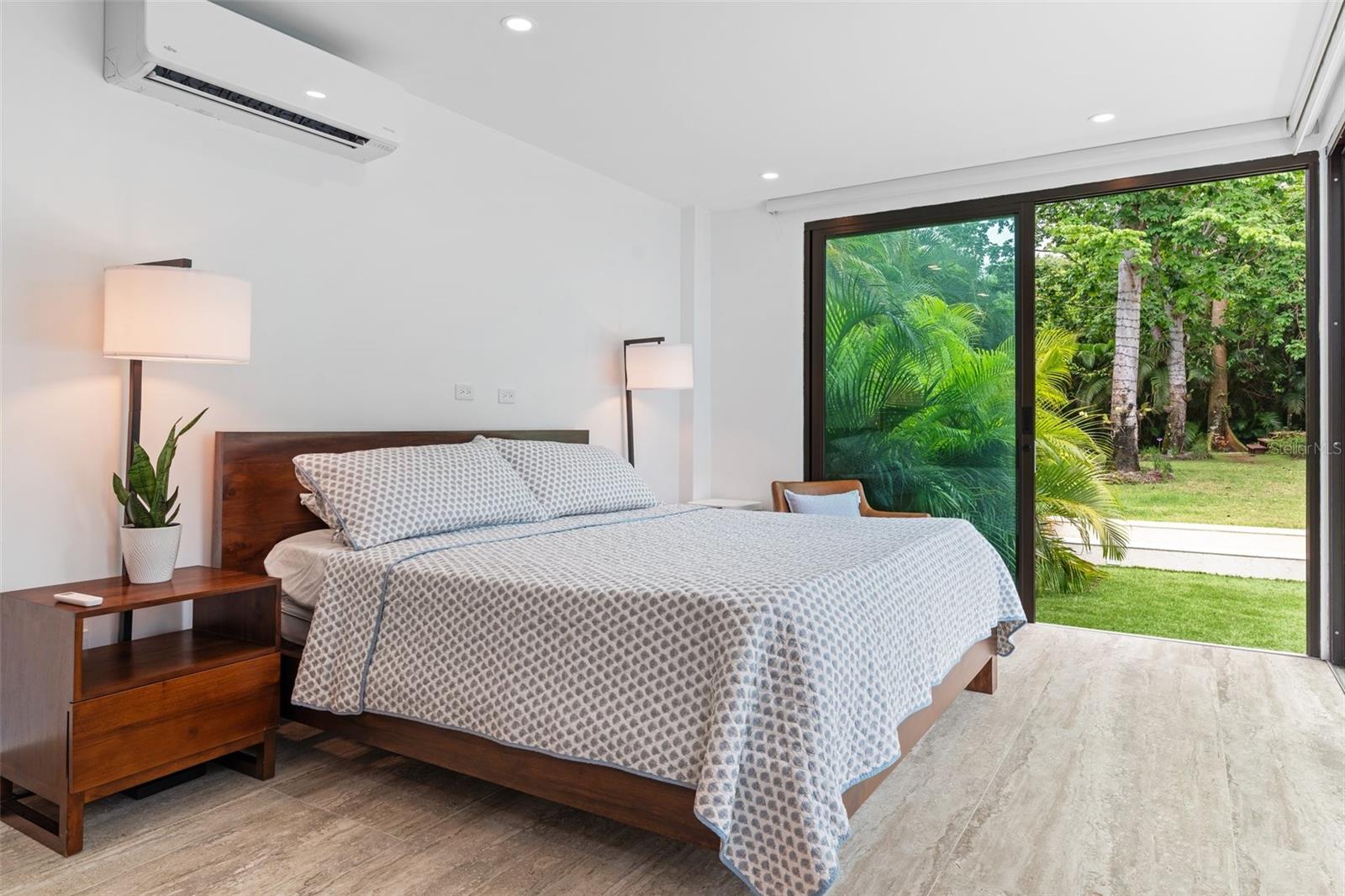 DORADO BEACH EAST - Residential