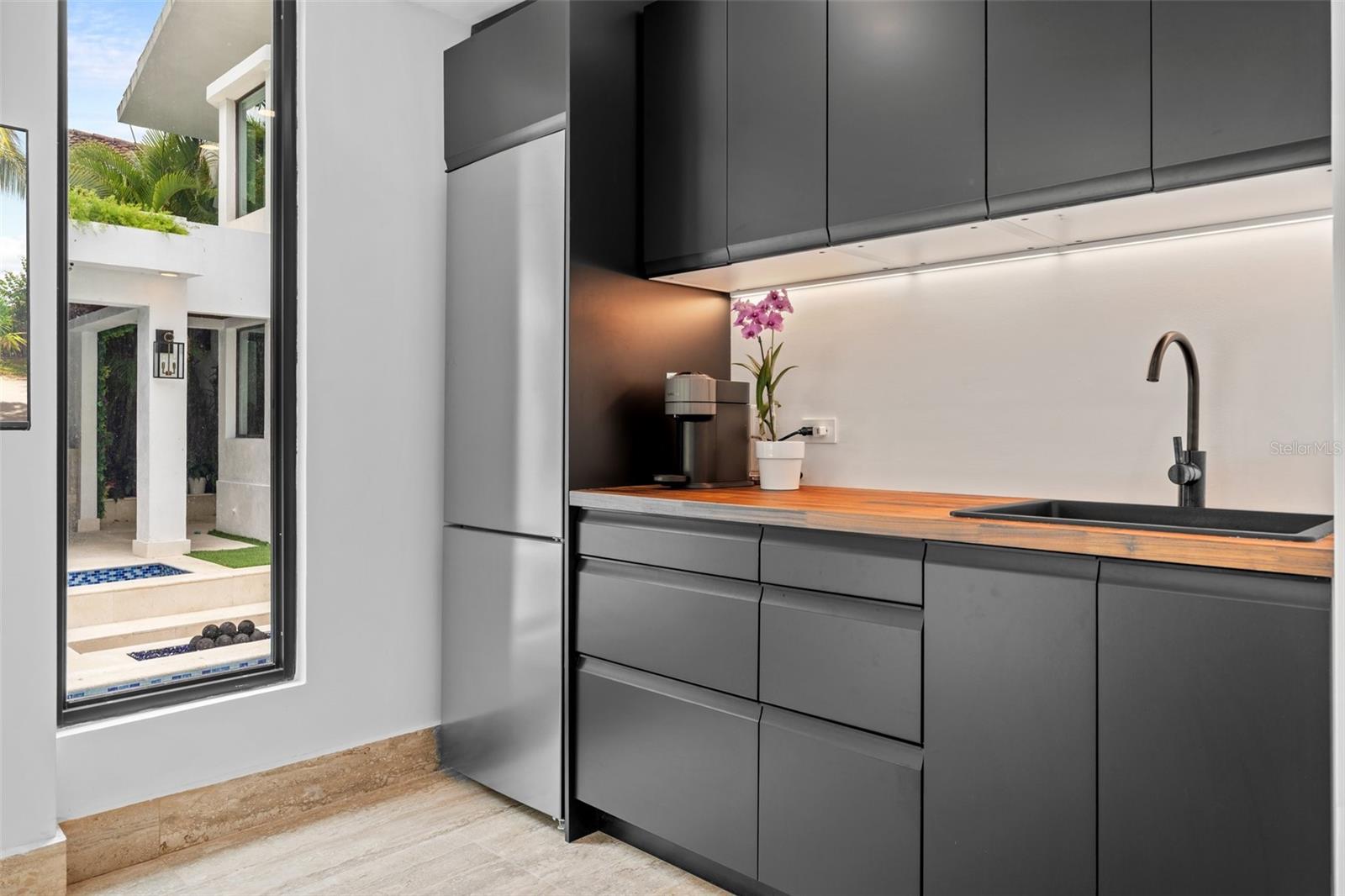 DORADO BEACH EAST - Residential