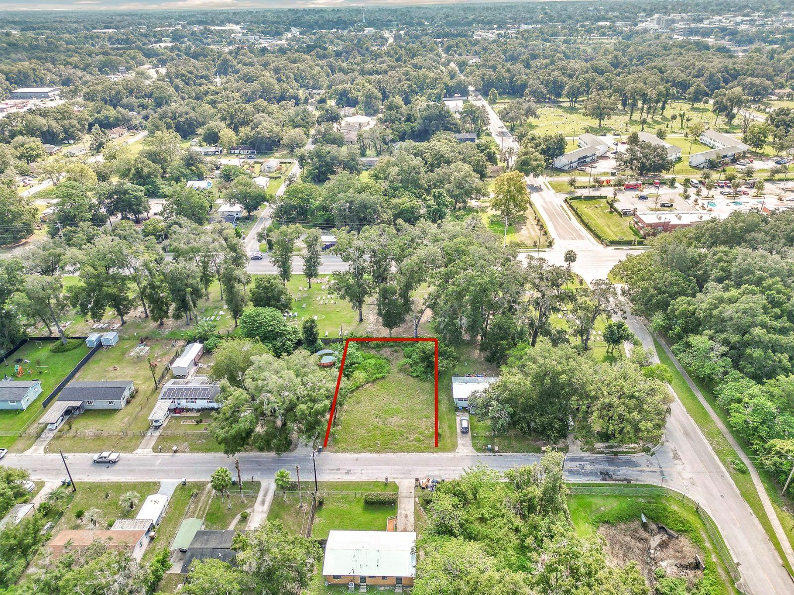 Desirable and ready to build! Cleared 0.23-acre lot zoned R3 close to the bustling downtown of Ocala. Build your dream home and create a property that perfectly fits your needs and lifestyle. This lot is located on a paved road and had a previous structure on site, so utilities are in place. The beautiful city of Ocala has a walkable historic downtown with a mix of restaurants, boutiques, salons, art/cultural exhibits, nearby springs & parks, and weekend farmers markets. For equestrian enthusiasts: Ocala is known as the horse capital of the world.