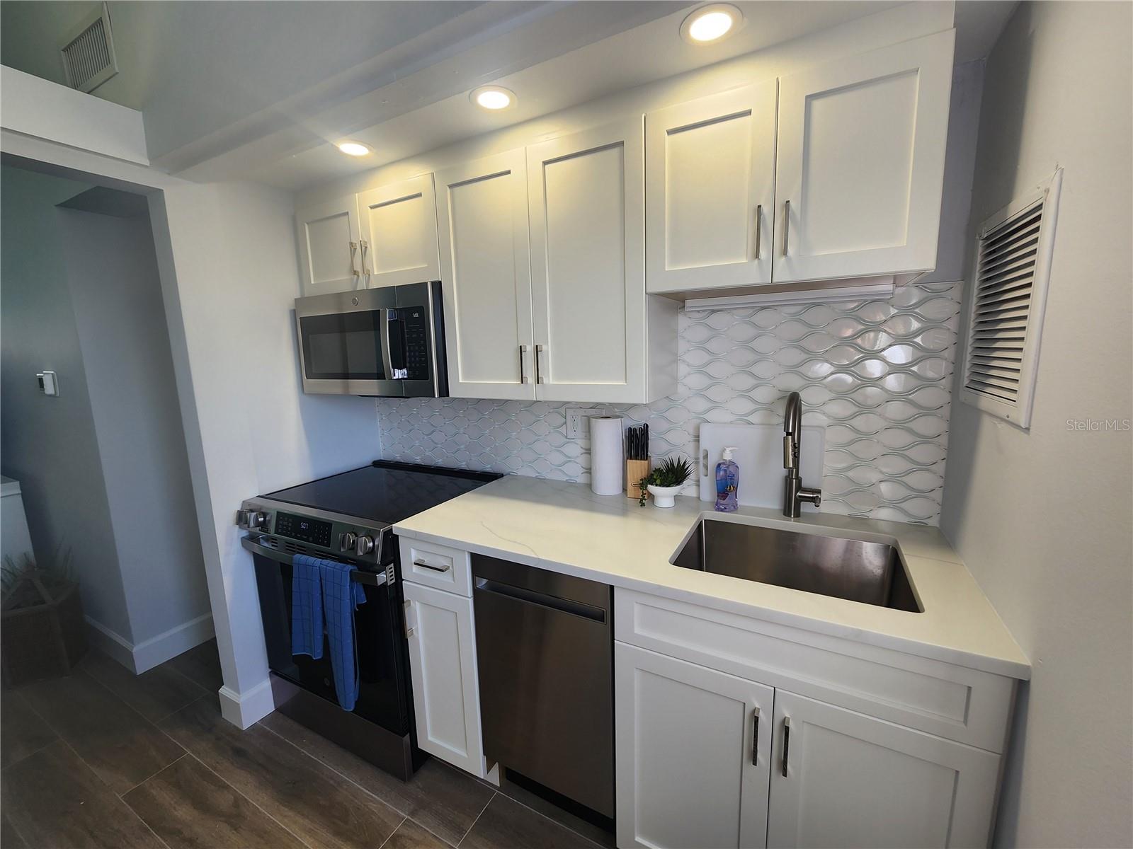 BEACHAVEN - Residential