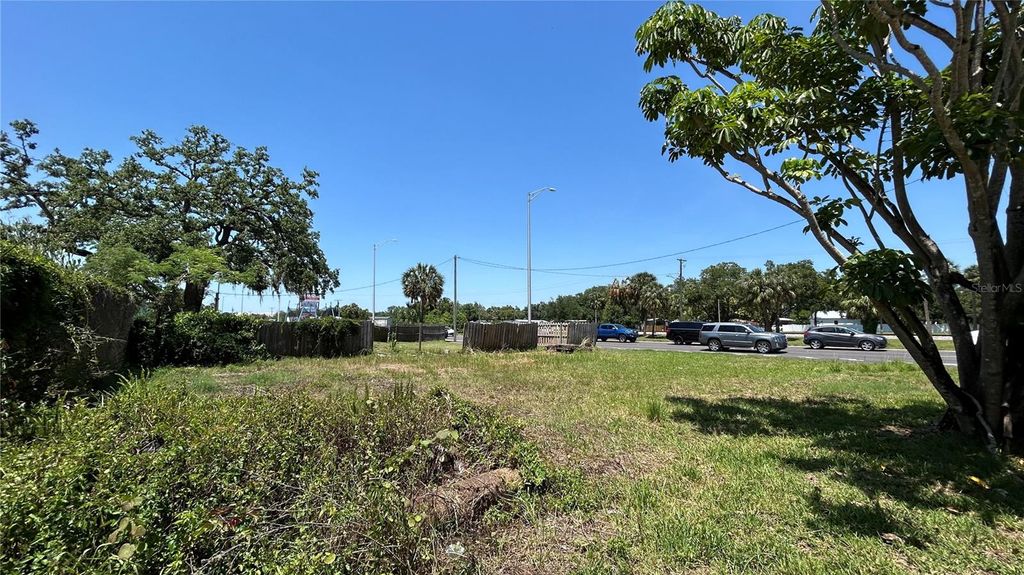 Photo of 9909 S 41 Highway, Gibsonton, FL 33534 (MLS # TB8390064)