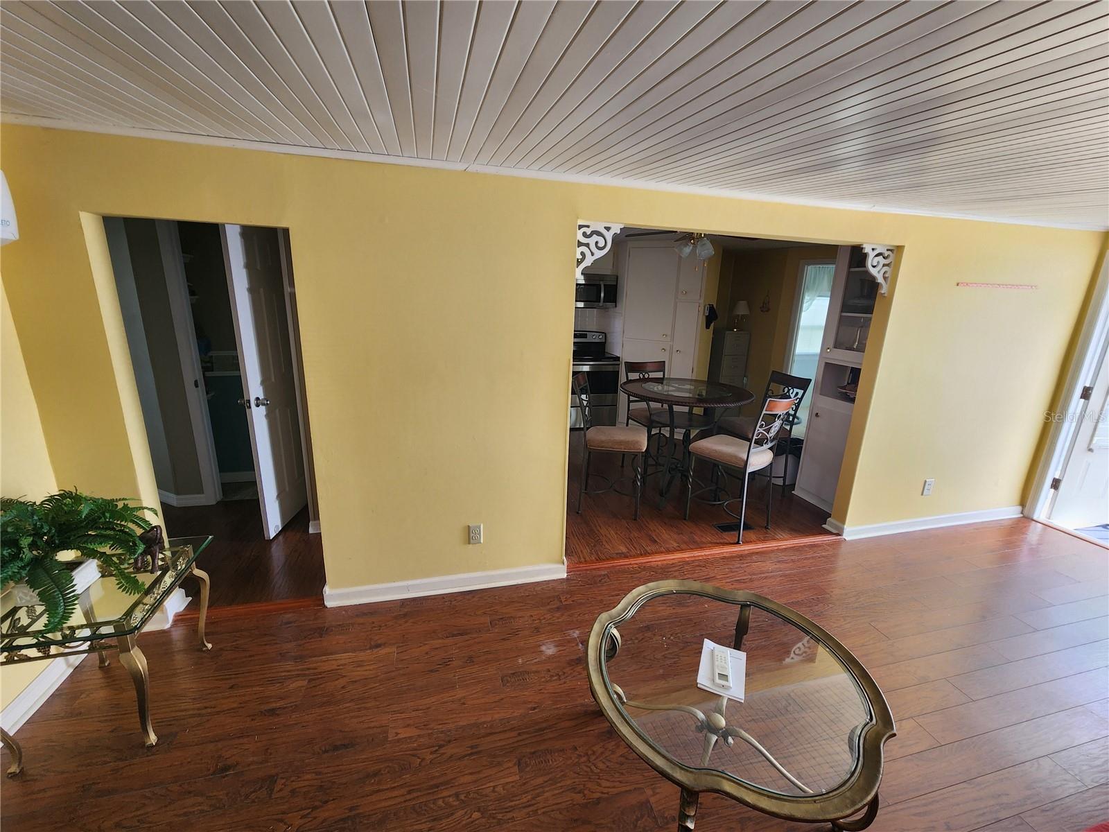 CHATEAU VILLAGE CO-OP - Residential