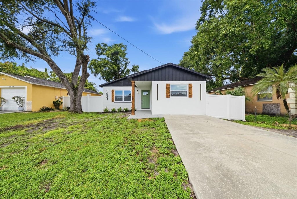 Photo of 2921 57 Avenue N, St Petersburg, FL 33714 (MLS # TB8546740)