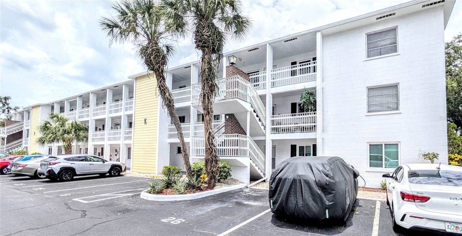 Fantastic fixer upper, here is a great opportunity for the right person. 1 bedroom, 1 bathroom condo in the popular Bayshore Gardens Condominiums. There is a special charm here but sadly in need of some help. See it's promise today, call your Realtor and take a look. The Bayshore Condominiums offers many amenities including and very nice heated pool, a very social clubhouse, where there are several events throughout the year. Come and enjoy the proximity of this community to shopping, the beaches, both Downtown Bradenton and Sarasota and the many great restaurants and museums offered in the community. Don't miss out, you can live in this very affordable condo with low fees of just $292.00 per month, and that includes your cable and trash.