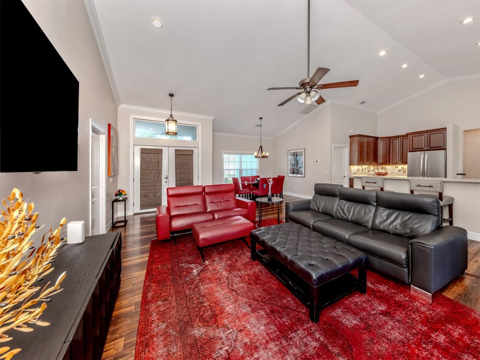 WHISPERING PINES - Residential