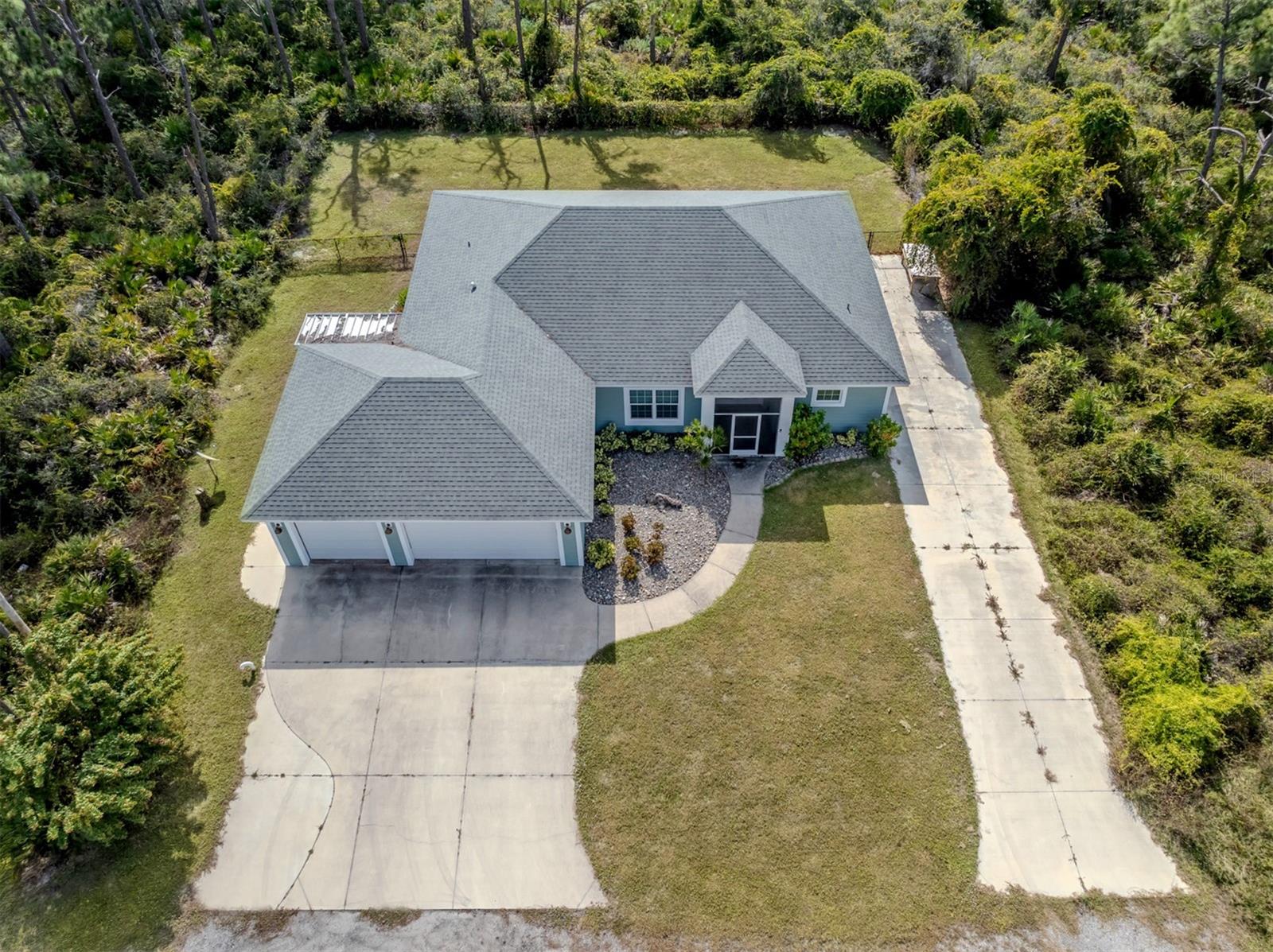 WHISPERING PINES - Residential