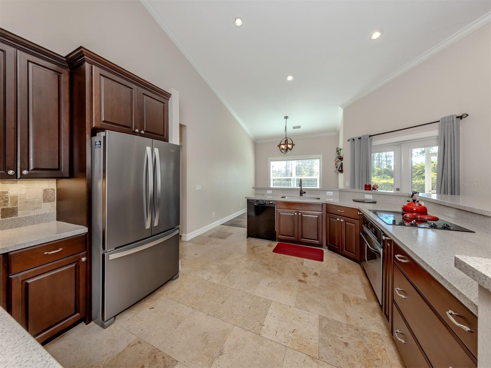 WHISPERING PINES - Residential