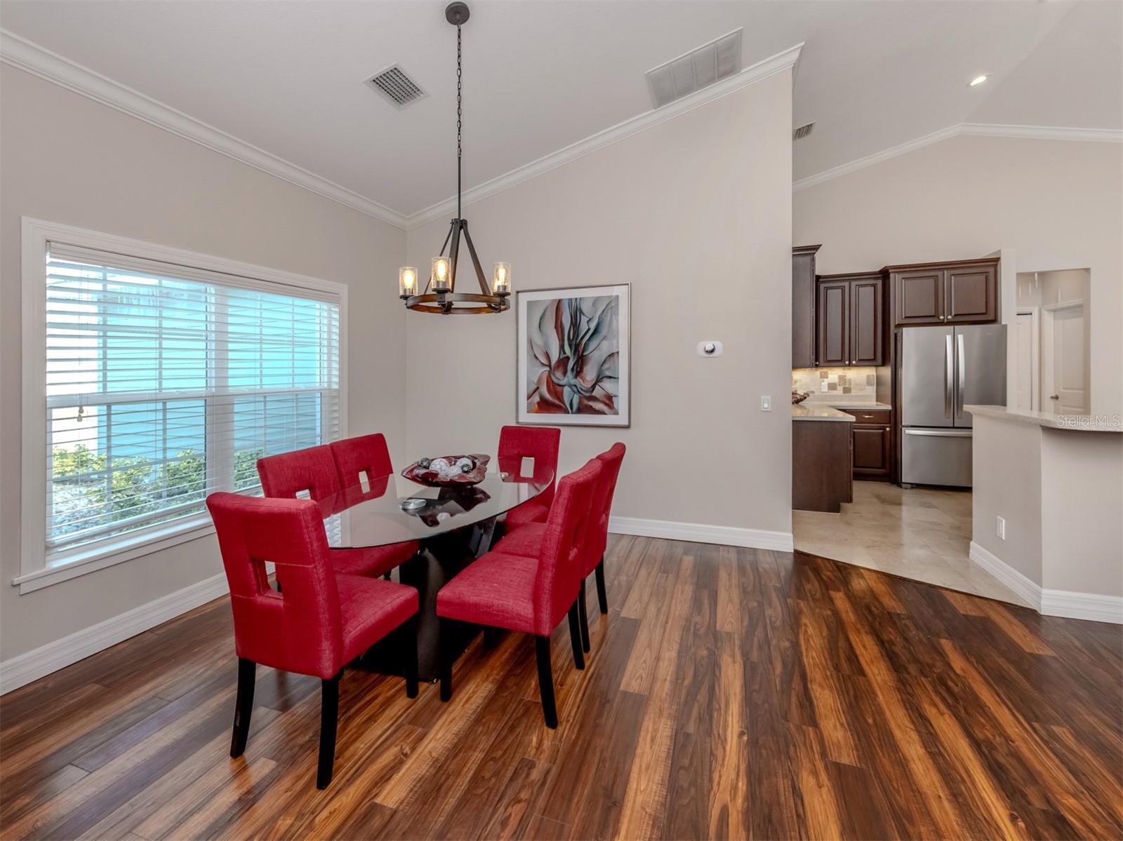 WHISPERING PINES - Residential