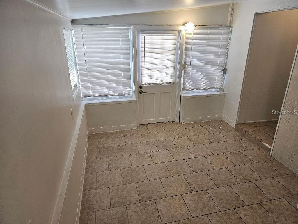 Photo of 103 32nd Street NW, Bradenton, FL 34205 (MLS # A4683068)