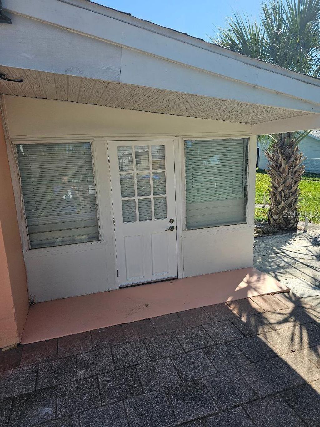 Photo of 103 32nd Street NW, Bradenton, FL 34205 (MLS # A4683068)