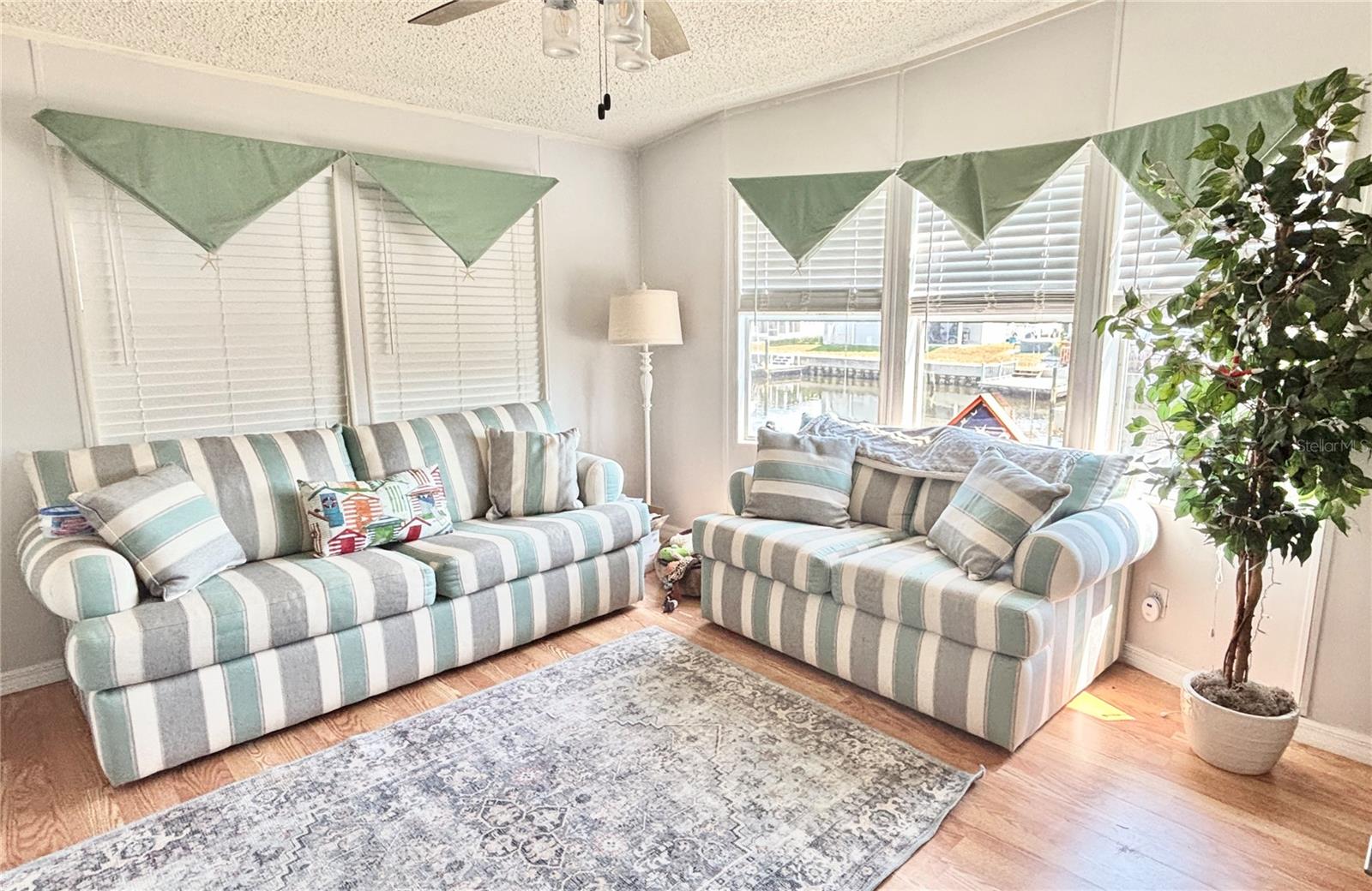 MOBEL AMERICANA MOBILE HOME PARK UNREC - Residential