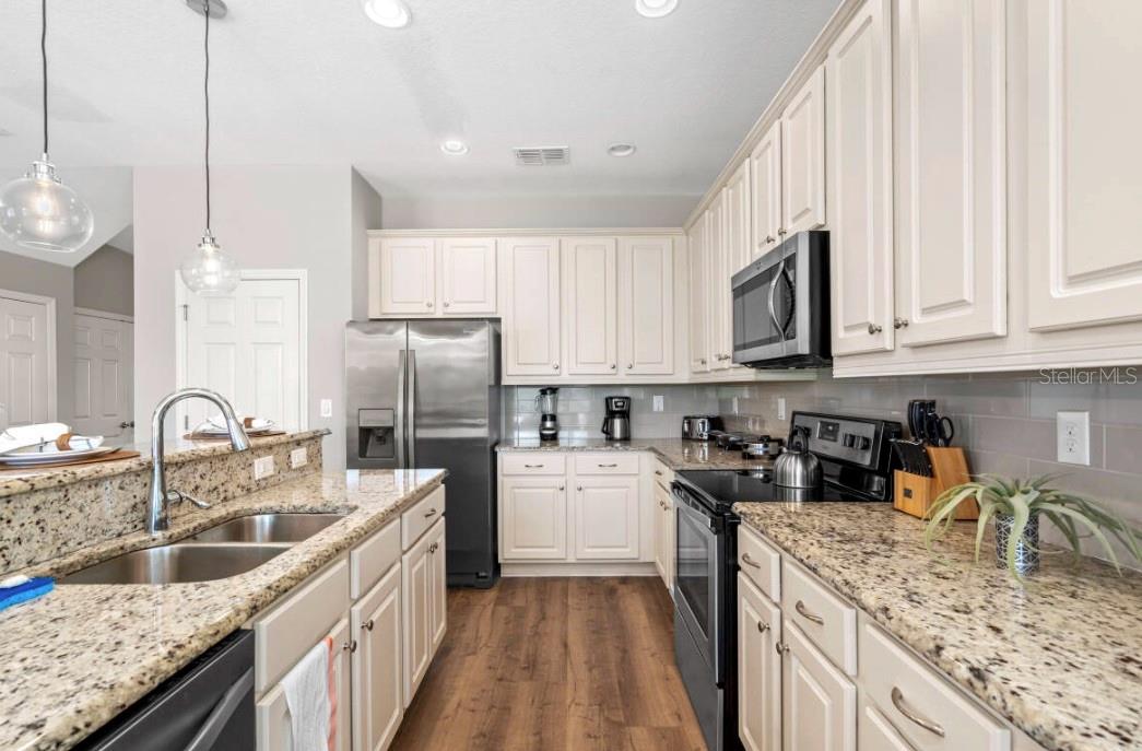 VERANDA PALMS PH 2A - Residential