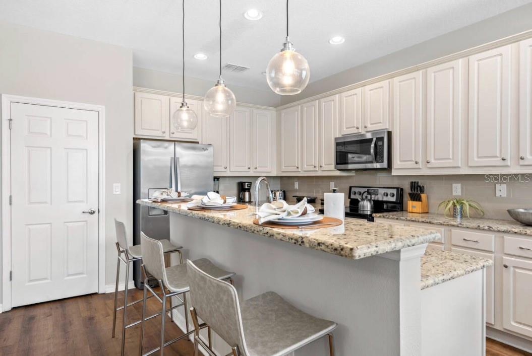 4443 SHIVA LOOP