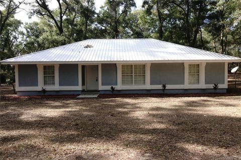 Photo of 4739 SE 60th Avenue, Trenton, FL 32693 (MLS # OM713546)