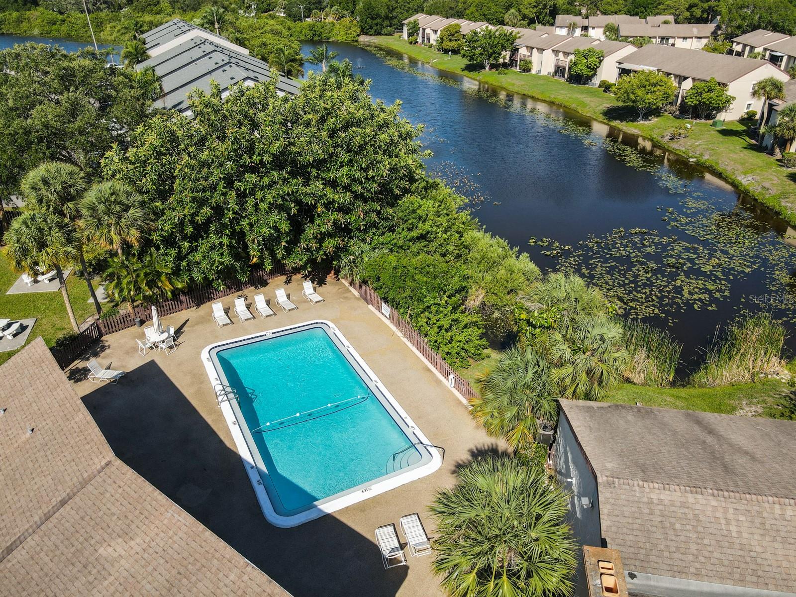 HIDDEN LAKE VILLAGE - Residential Lease