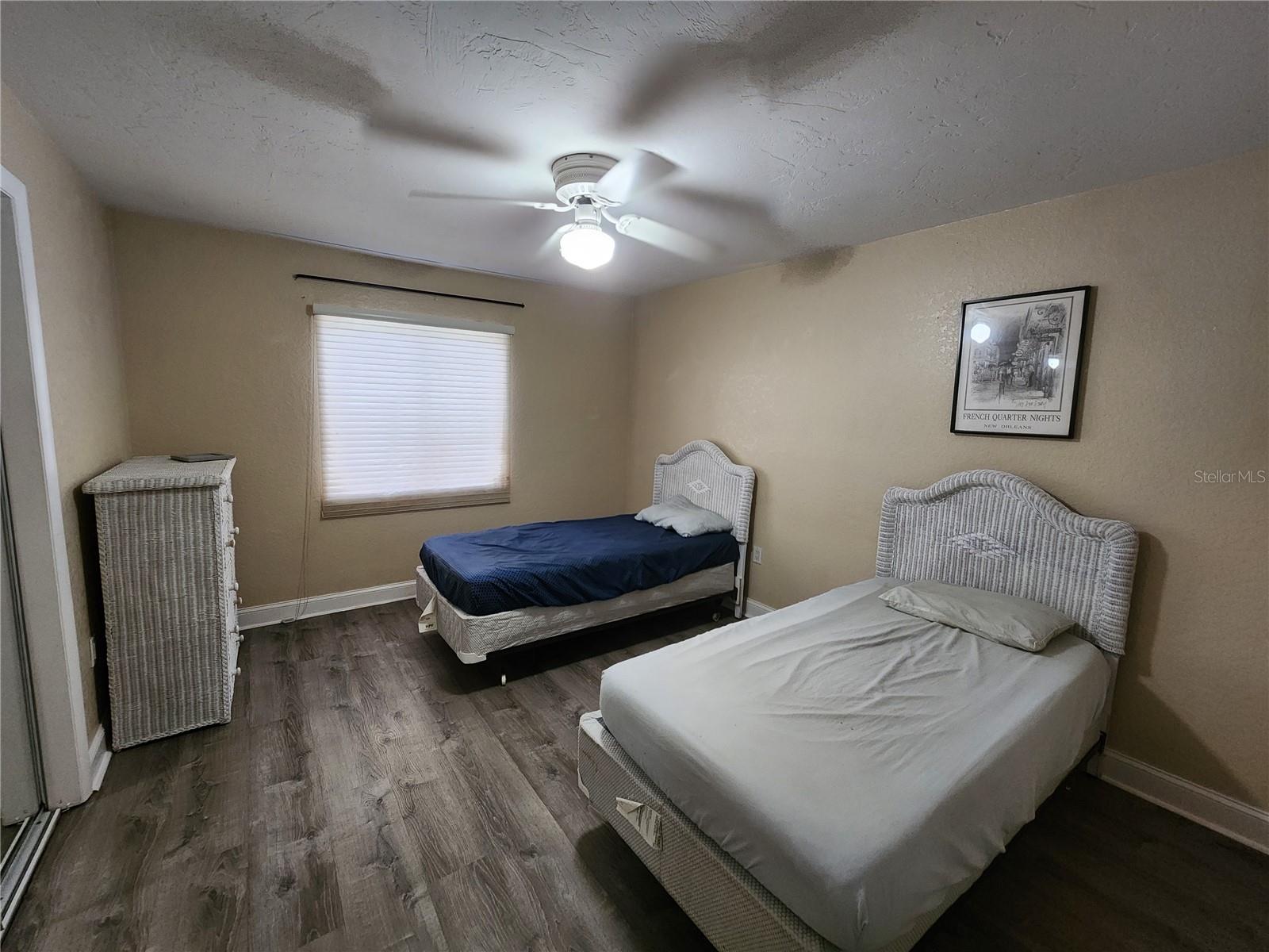 HIDDEN LAKE VILLAGE - Residential Lease