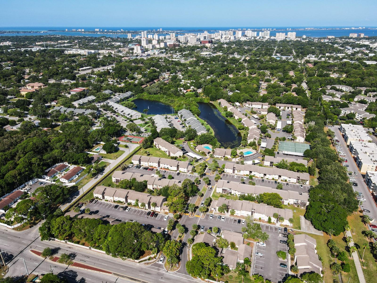 HIDDEN LAKE VILLAGE - Residential Lease