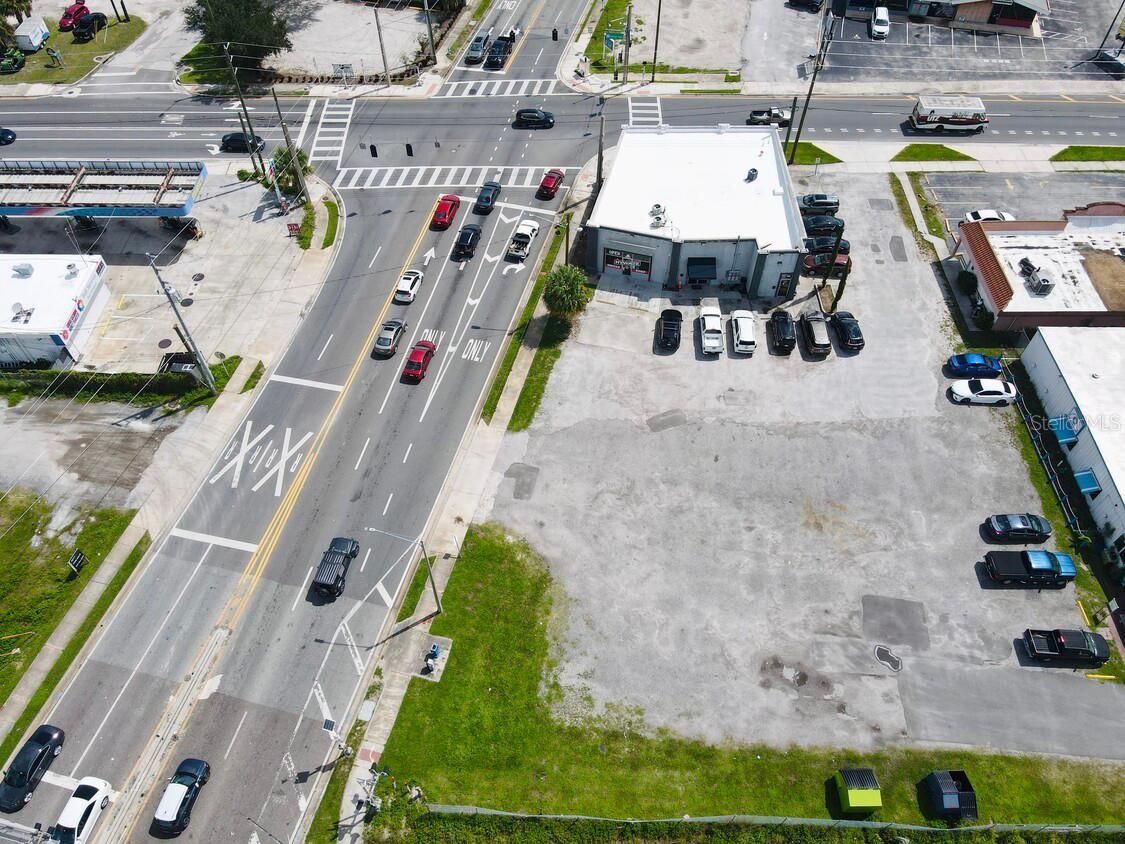 TINER C R PINECASTLE - Commercial Lease