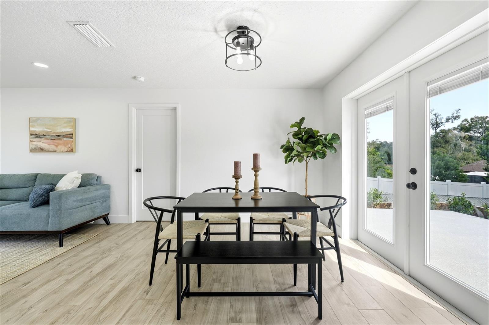 PINE CREST ESTATES - Residential