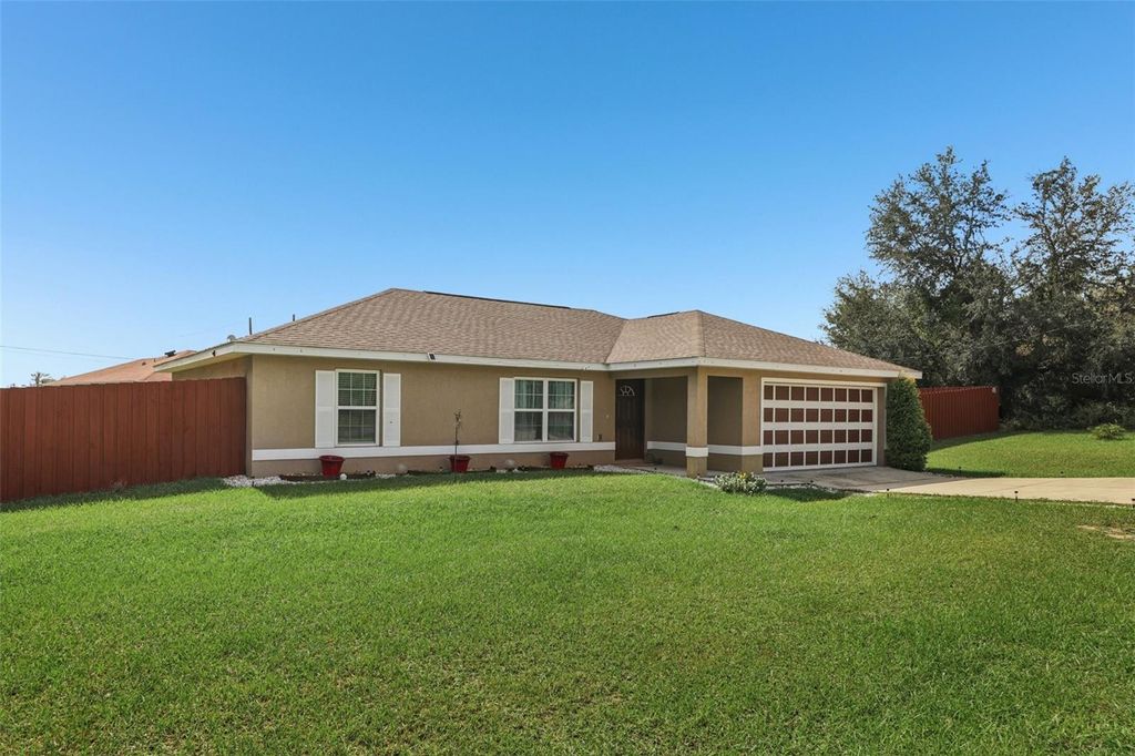 Photo of 176 Juniper Loop Circle, Ocala, FL 34480 (MLS # O6353584)