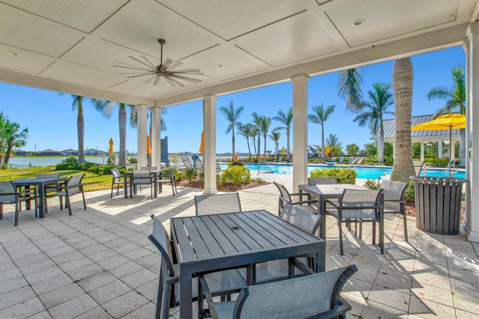 LAKEHOUSE COVE/WATERSIDE PH 3 - Residential