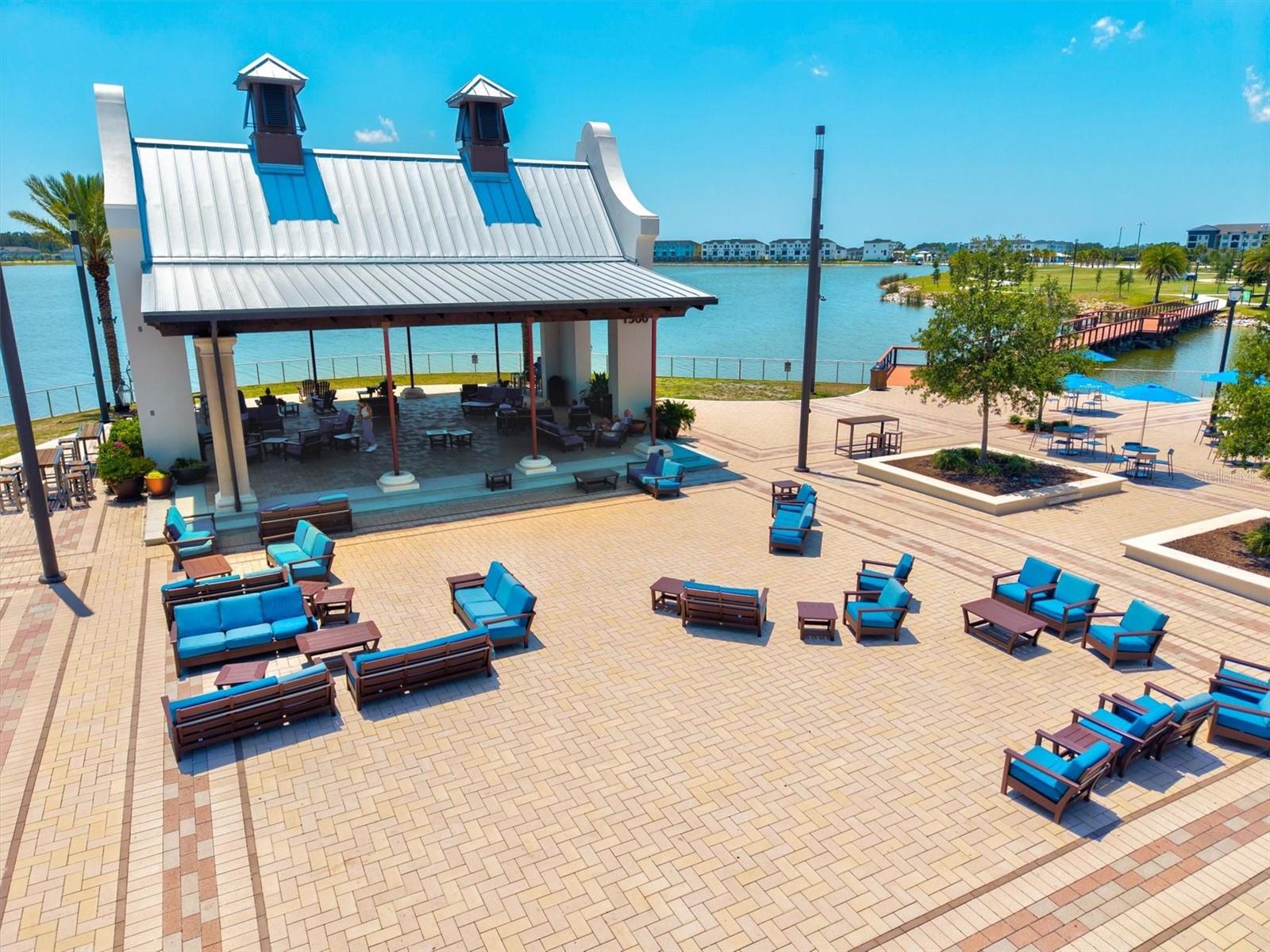 LAKEHOUSE COVE/WATERSIDE PH 3 - Residential