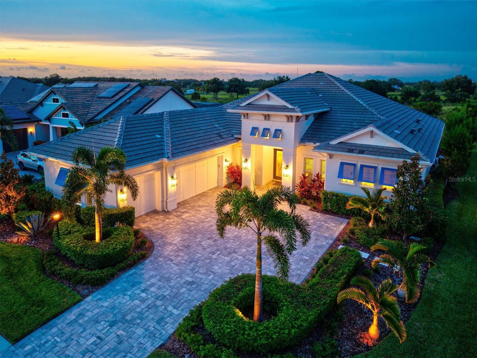 LAKEHOUSE COVE/WATERSIDE PH 3 - Residential