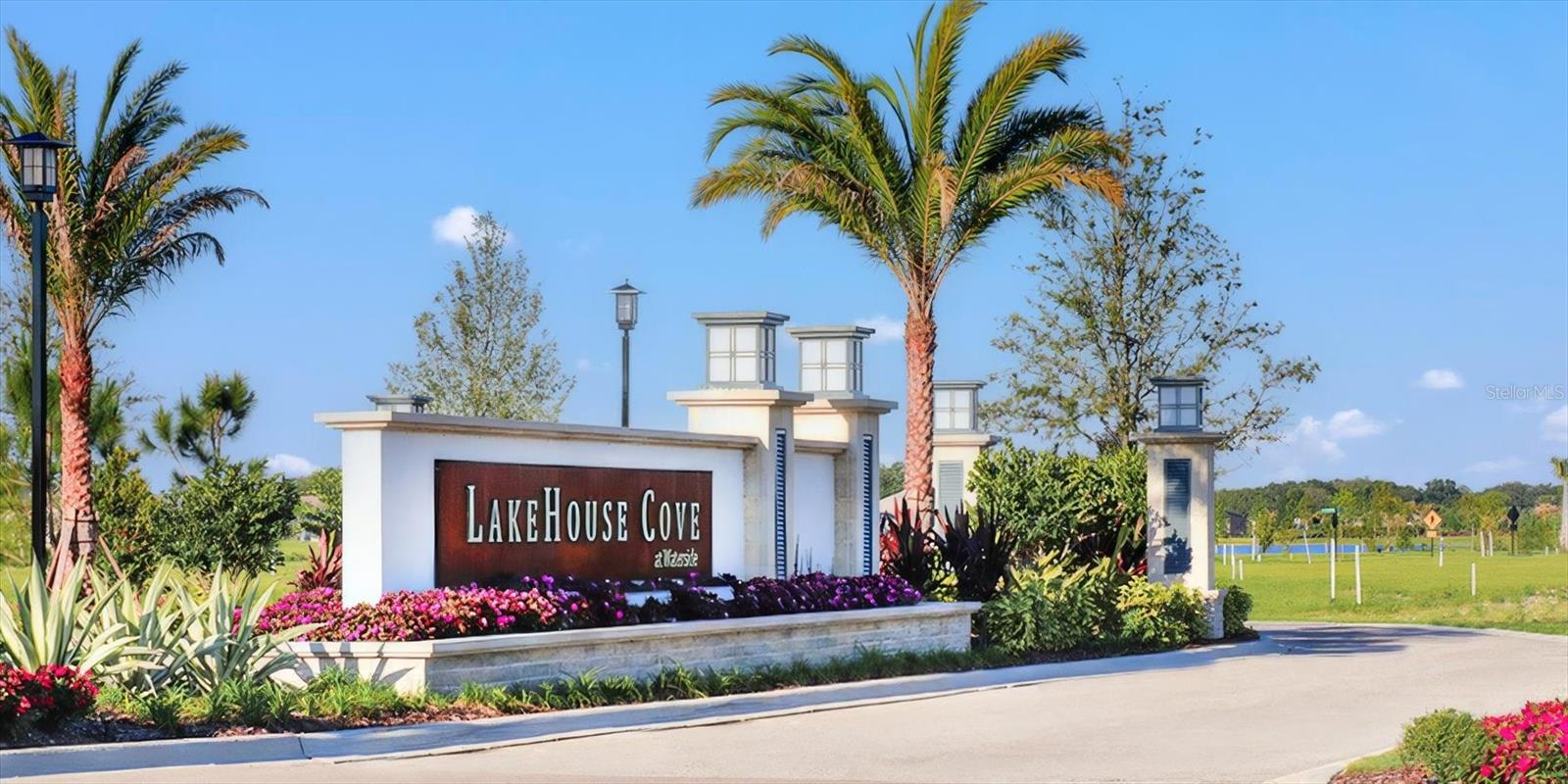 LAKEHOUSE COVE/WATERSIDE PH 3 - Residential