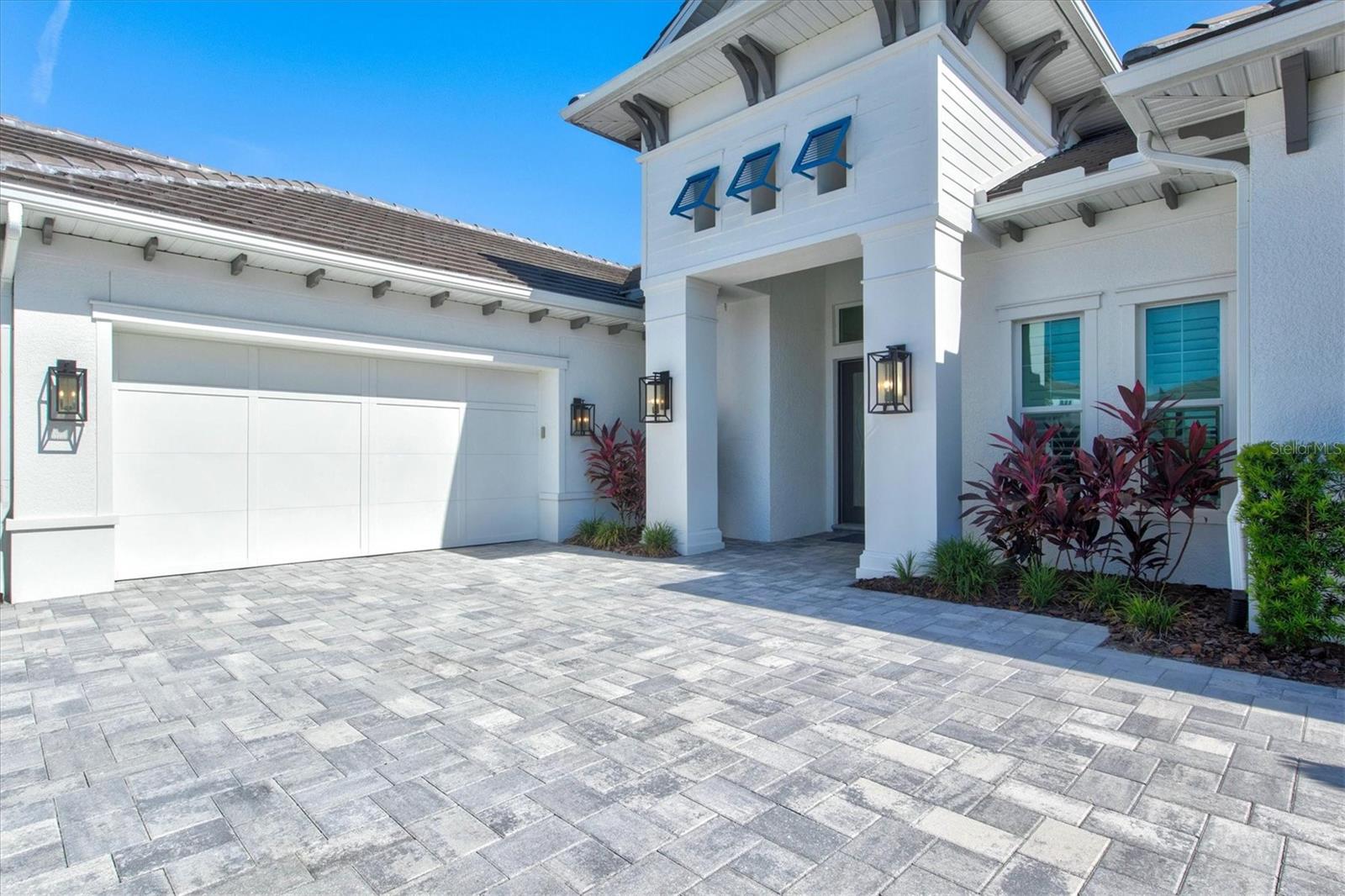 LAKEHOUSE COVE/WATERSIDE PH 3 - Residential