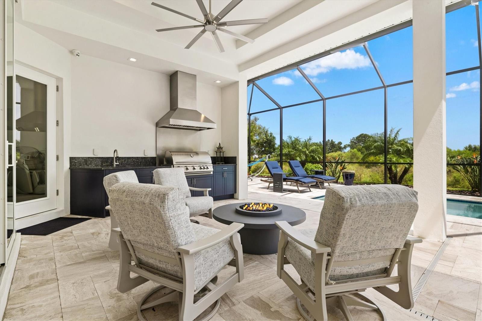 LAKEHOUSE COVE/WATERSIDE PH 3 - Residential