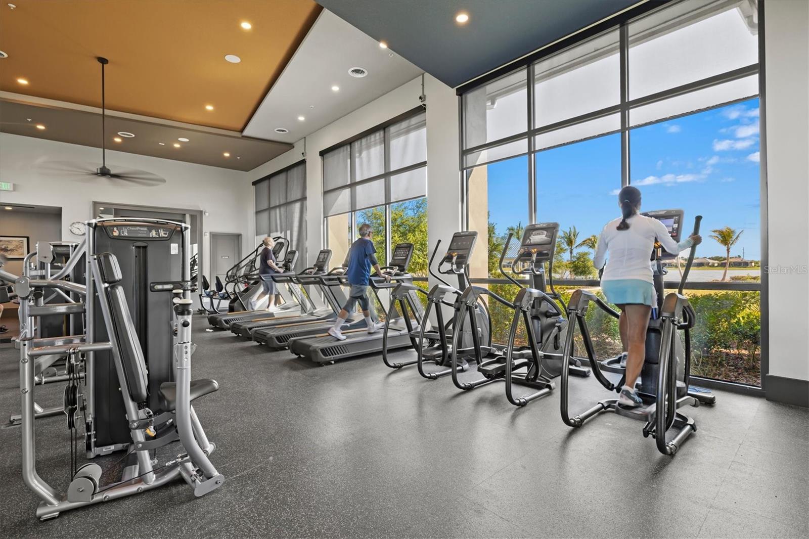 LAKEHOUSE COVE/WATERSIDE PH 3 - Residential