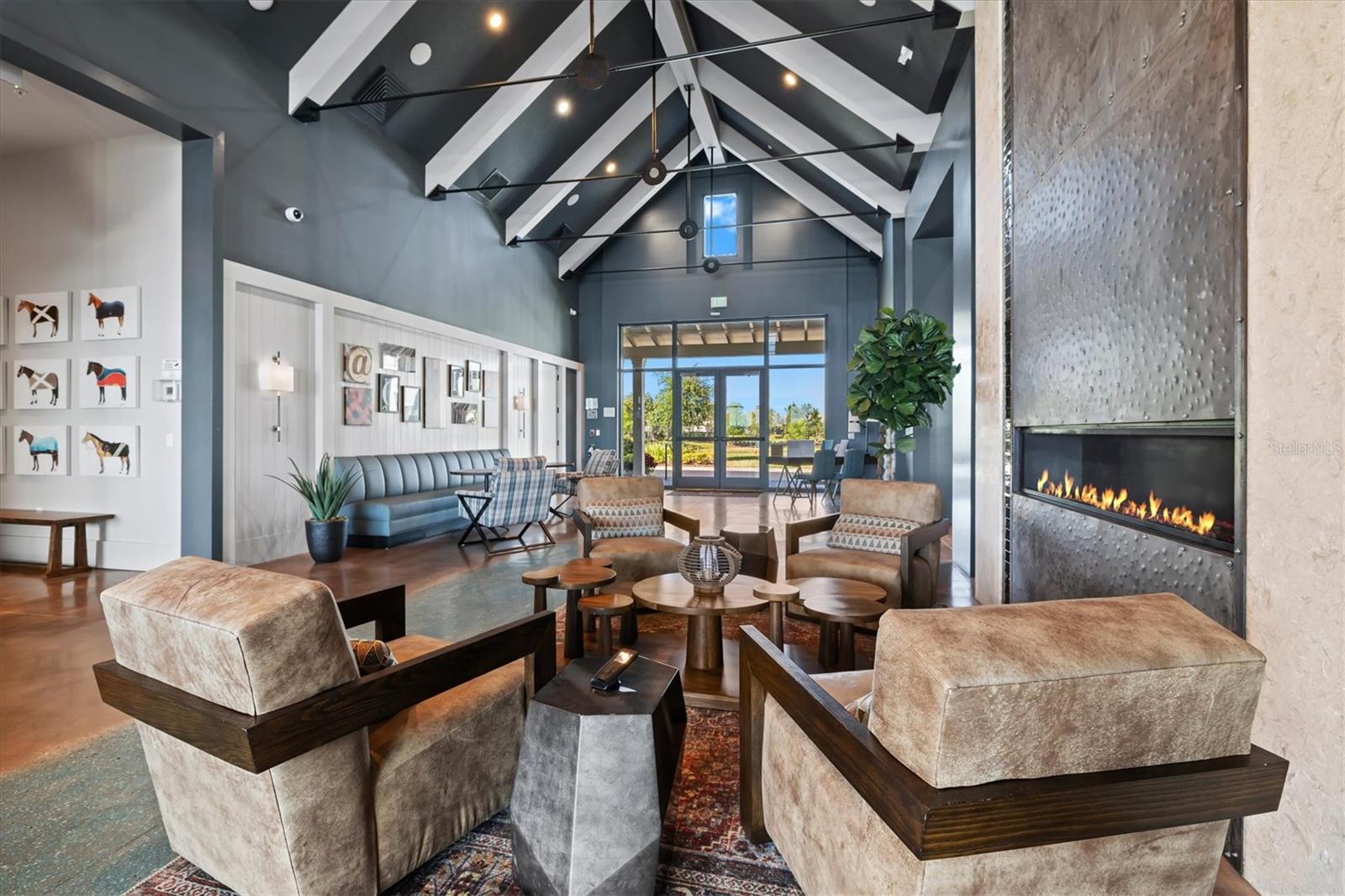 LAKEHOUSE COVE/WATERSIDE PH 3 - Residential