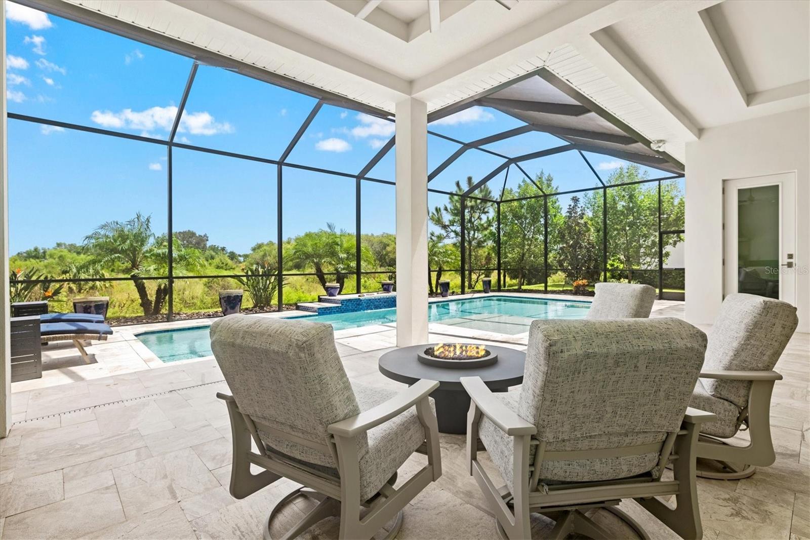 LAKEHOUSE COVE/WATERSIDE PH 3 - Residential