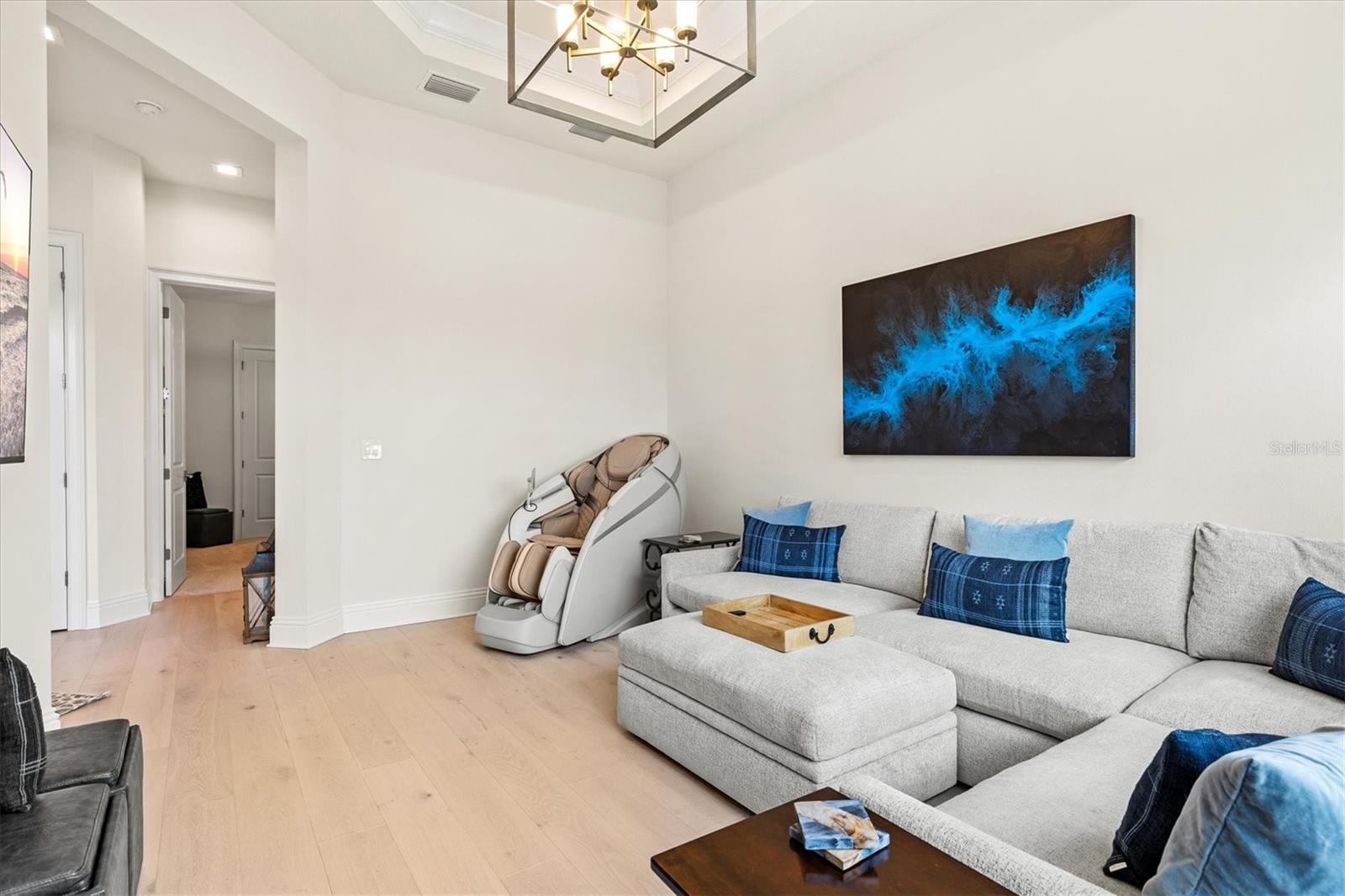 LAKEHOUSE COVE/WATERSIDE PH 3 - Residential