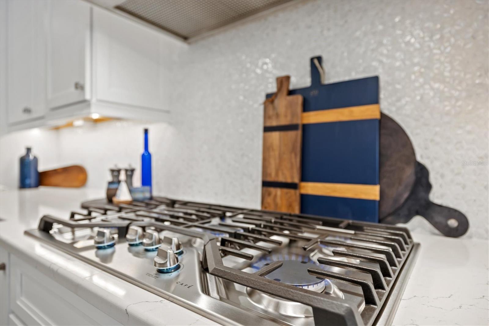 LAKEHOUSE COVE/WATERSIDE PH 3 - Residential