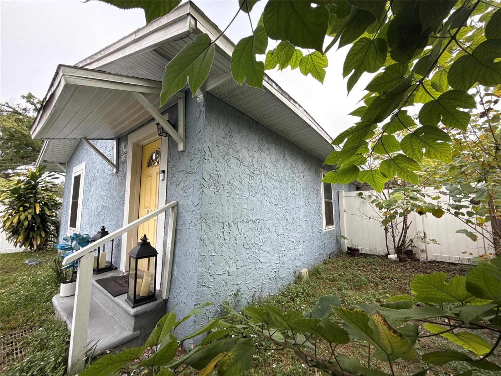 8007 N KLONDYKE STREET