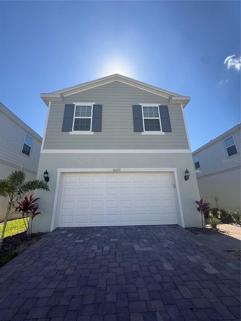 Photo of 16229 Saint Kitts Circle, Clermont, FL 34714 (MLS # O6354945) Photo of 16229 Saint Kitts Circle, Clermont, FL 34714 (MLS # O6354945)